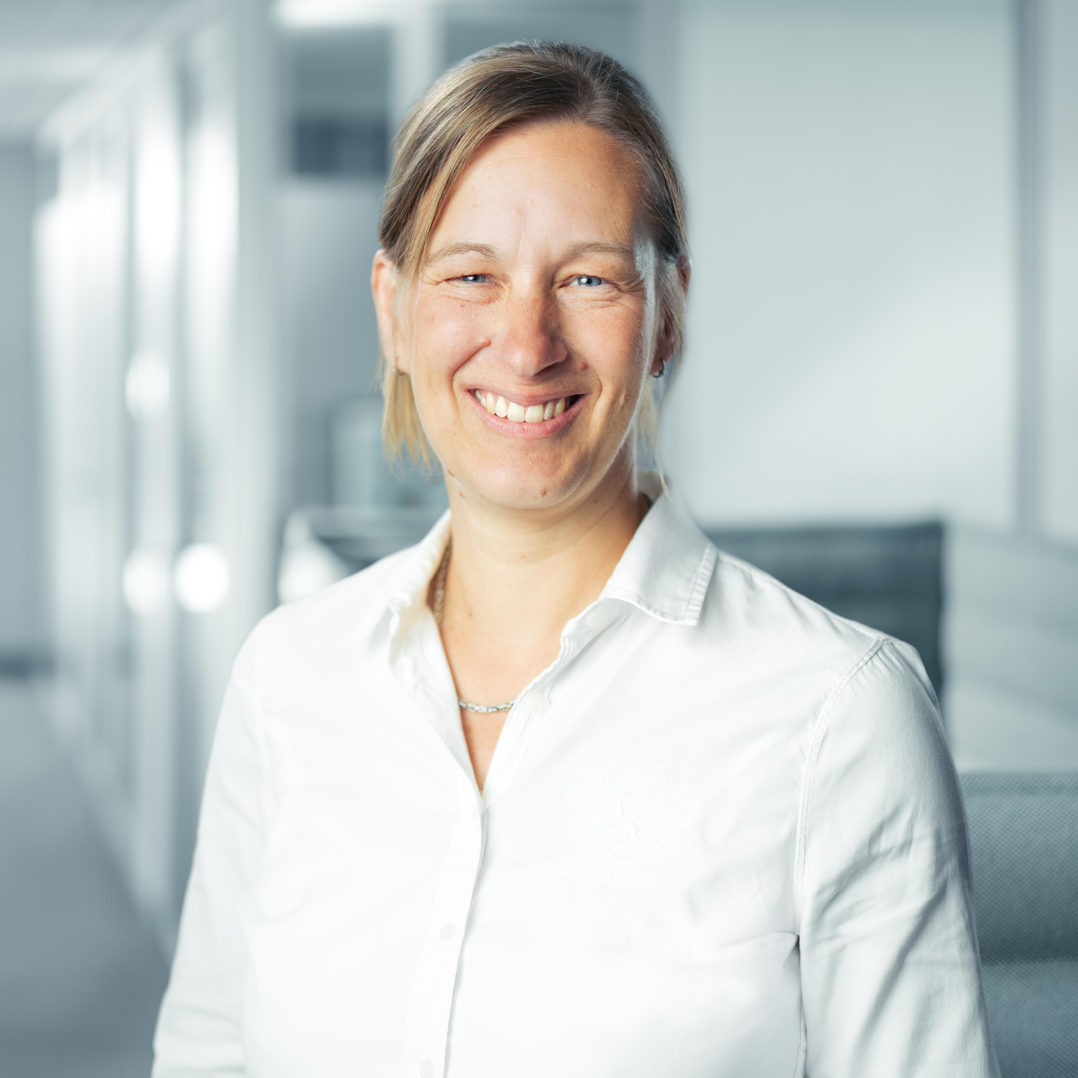 Dr. Astrid Gieseke