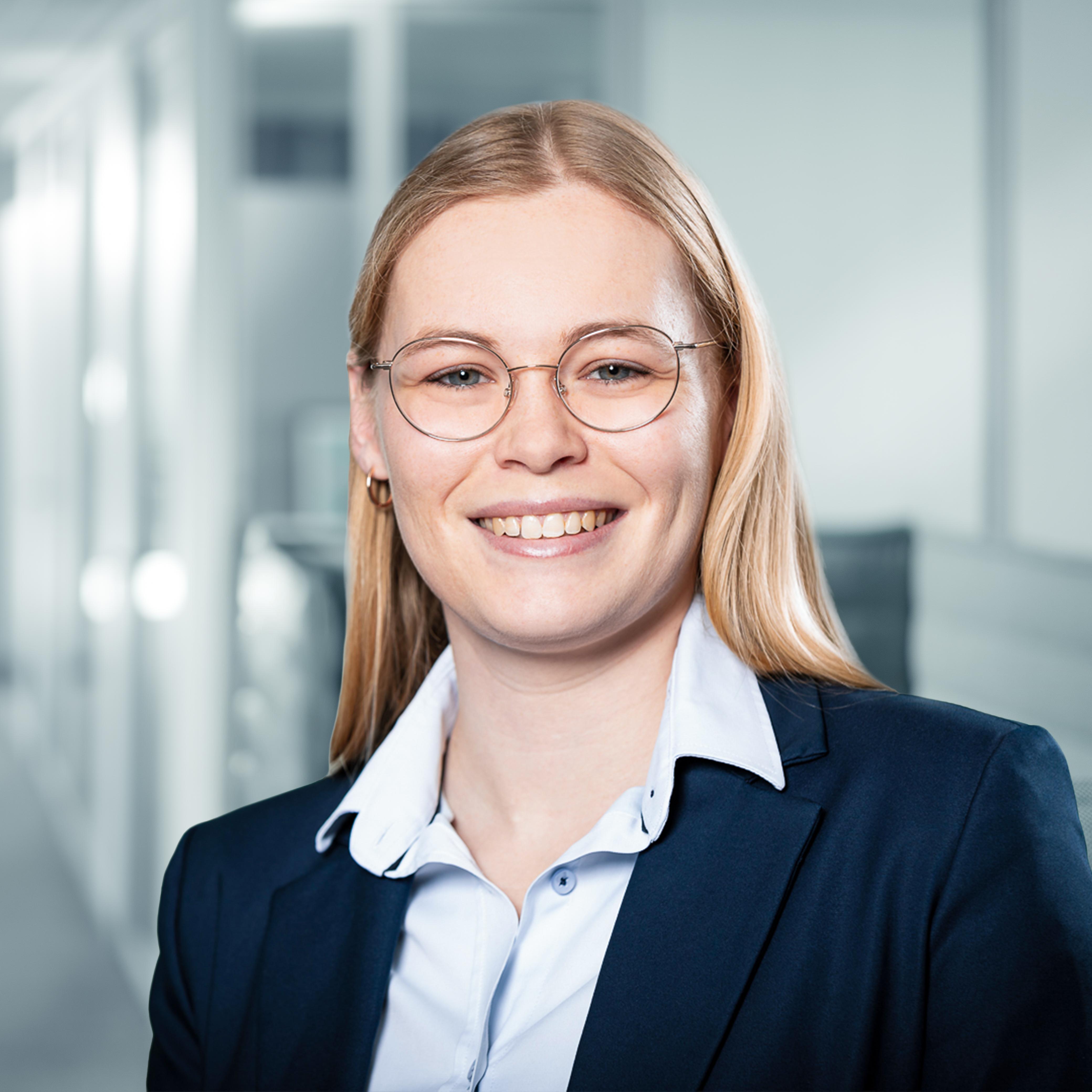 Julia Weldert