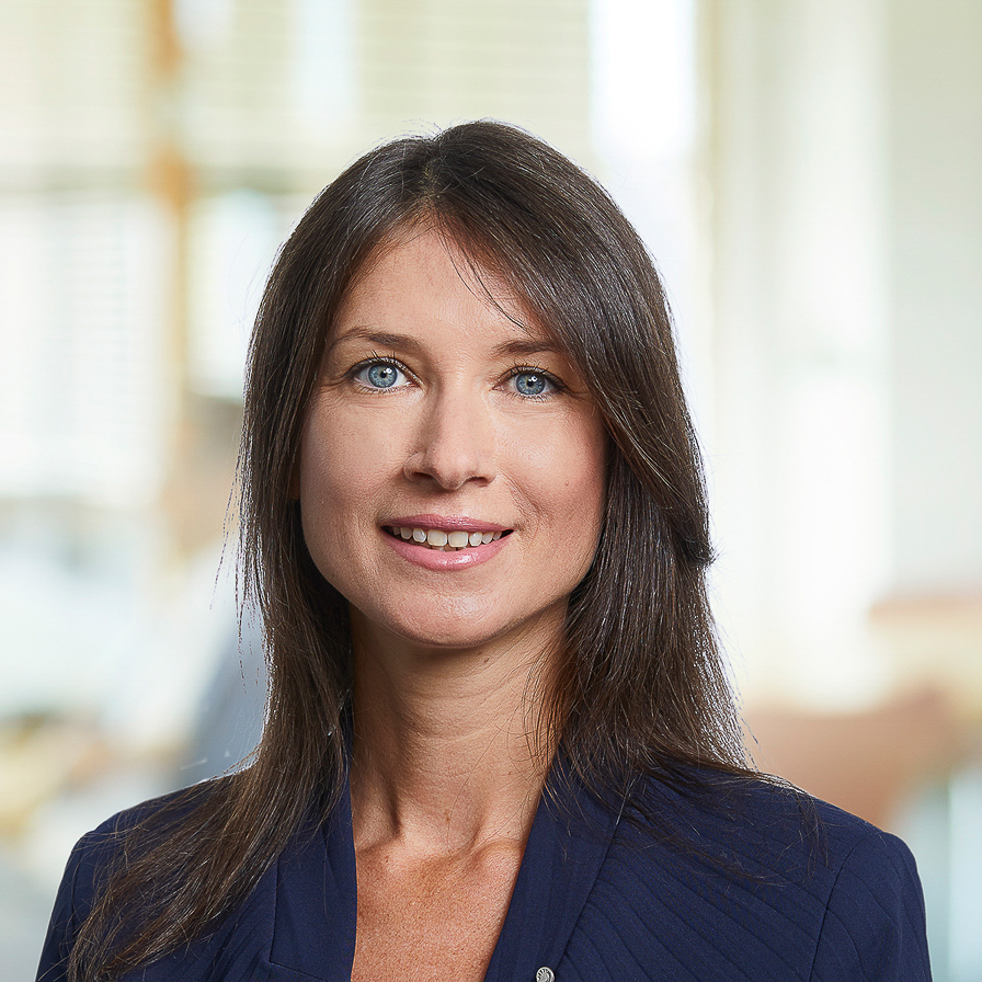 Maria Moreno, Expert