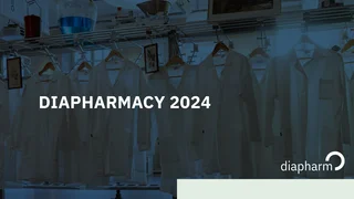 Diapharmacy 2024: Innovation trifft Formulierung Grafik mit Reagenzgläsern voller bunter Flüssigkeiten in einem Laborumfeld, überlagert mit dem Schriftzug „Diapharmacy 2024“ und Diapharm-Logo.