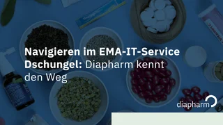 EMA-IT-Service: Diapharm kennt den Weg Grafik mit Schalen voller Kapseln, Tabletten und Kräutern auf blauem Hintergrund. Text zur Orientierung im EMA-IT-Service-Dschungel, inklusive Diapharm-Logo.