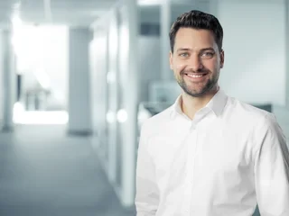 Dr. Josua Janowski